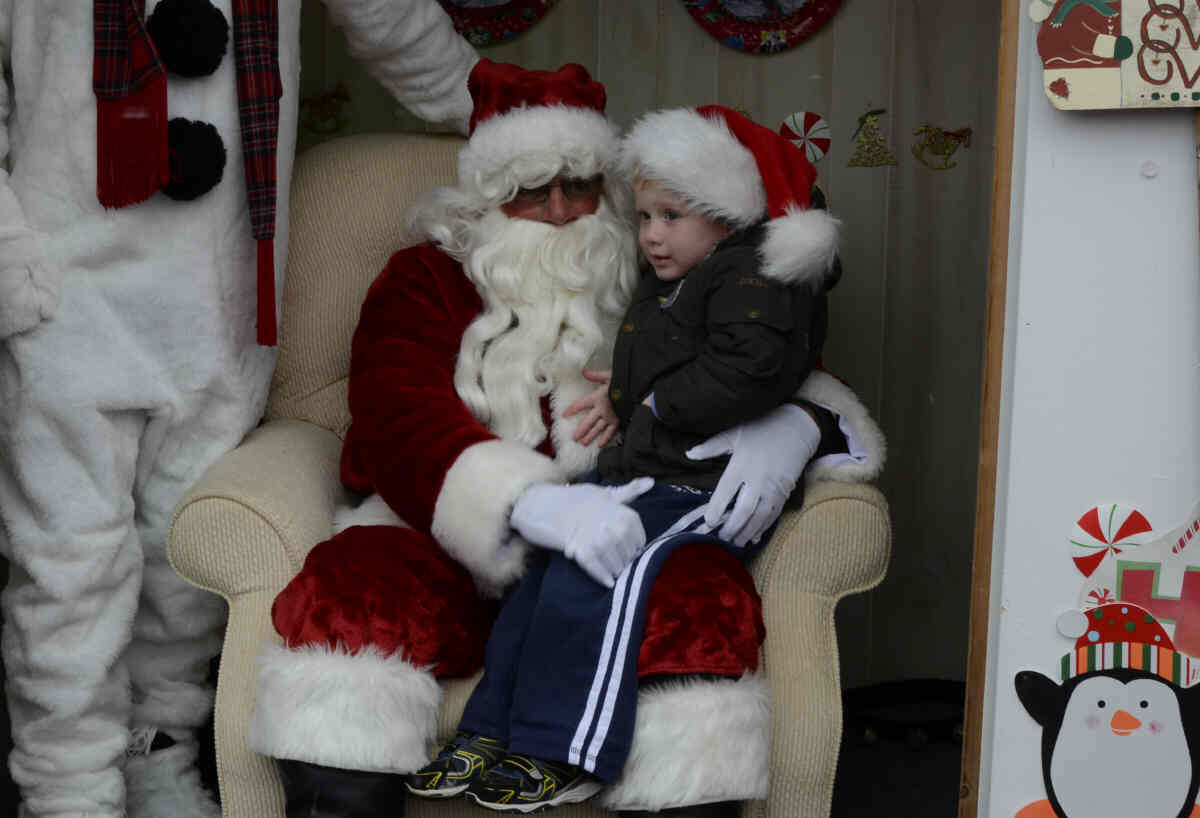 2013 santa claus comes to raritan ron rispoli photos